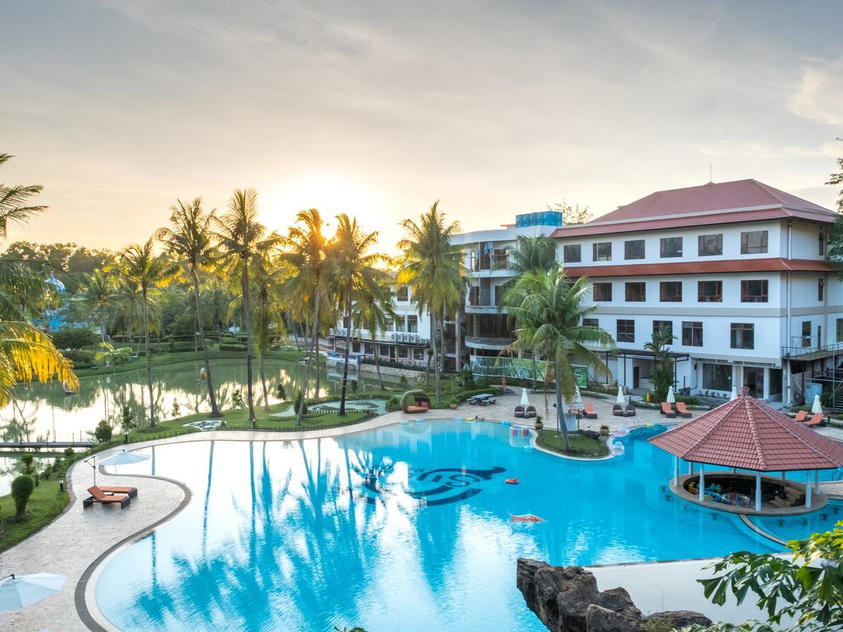 Sijori Resort Batam エクステリア 写真